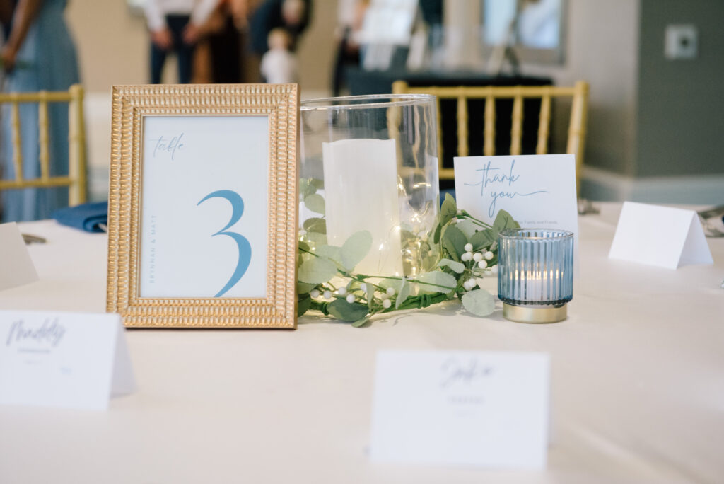 Orlando resort, Caribe Royale Resort's chic ballrooms and wedding table settings. 